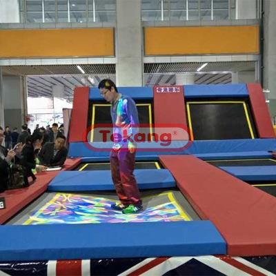 戶(hù)外兒童蹦蹦床