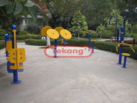 戶(hù)外健身器材